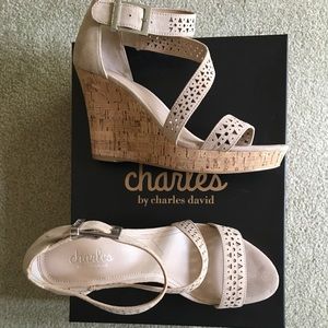 Charles David wedges size 8